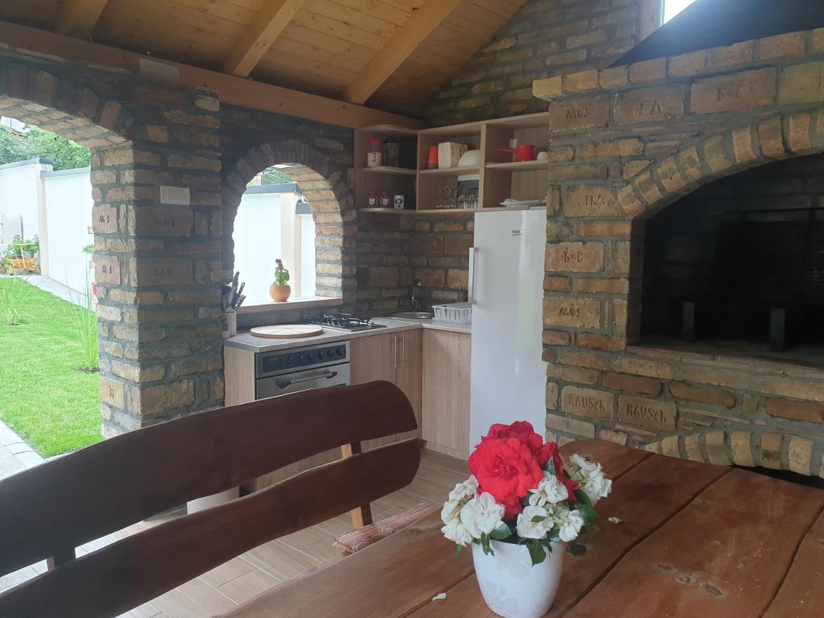 Apartmani Kruna Vrdnik Exterior foto