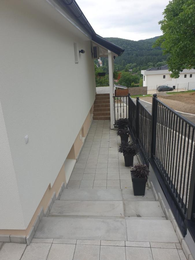 Apartmani Kruna Vrdnik Exterior foto