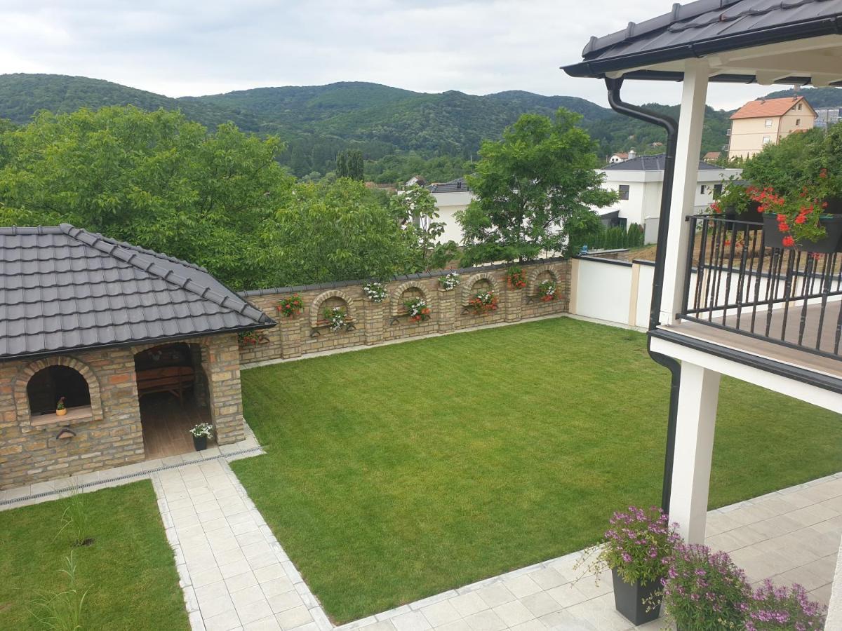 Apartmani Kruna Vrdnik Exterior foto